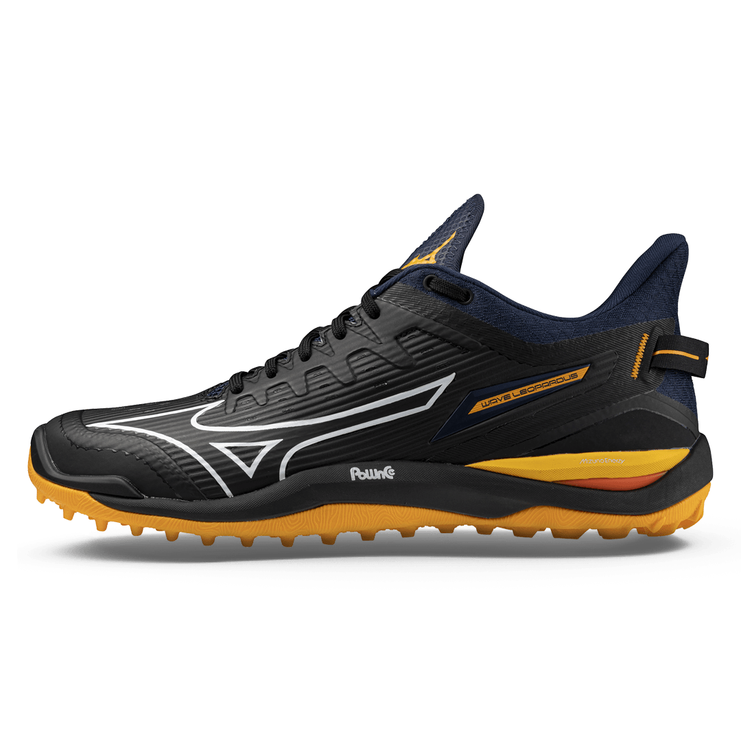 Mizuno | Mizuno Wave Leopardus Black (2024) | Wave Leopardus Black (2024) - EUR 36.5 | UK 4 | Total Hockey
