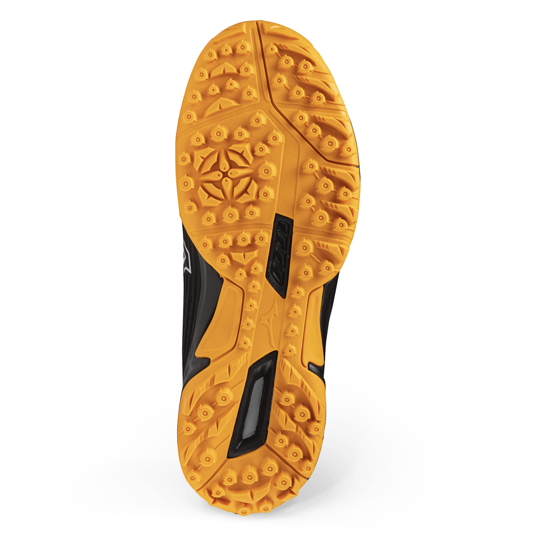 Mizuno | Mizuno Wave Lynx 2 Black (2024) | Wave Lynx 2 Black (2024) - EUR 36.5 | UK 4 | Total Hockey